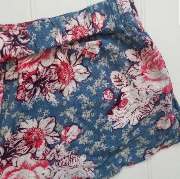 Free People Womens Shorts - Picture 2 of 4